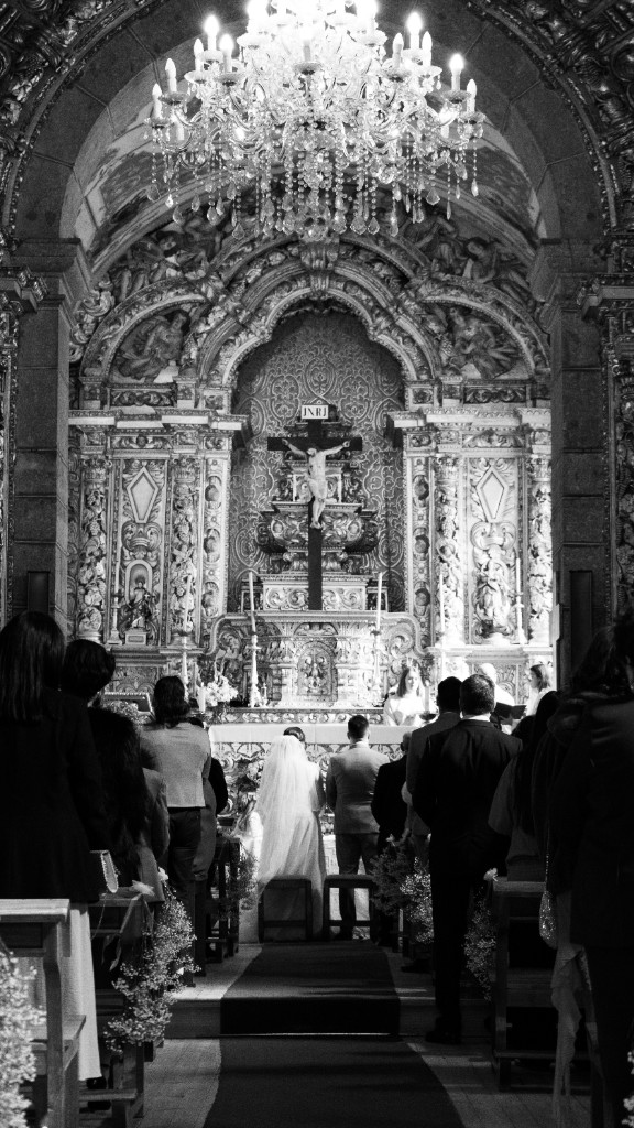 Cerimónia de casamento de Beatriz e Hélder na igreja